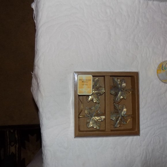 1980's Rustic Gold Mini Maple Leaf Holiday Ornaments by Boston International - Picture 11 of 13